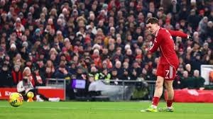 Uzi名人堂造型火了，身着中山装，代表中国选手，玩家迎来狂欢日